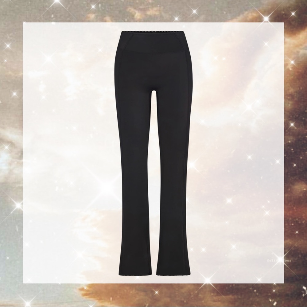 SKIMS Glam Pant in Onyx size Small NWT! RARE!